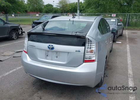 2011 Toyota Prius Three from USA, damaged, VIN JTDKN3DU0B0314369